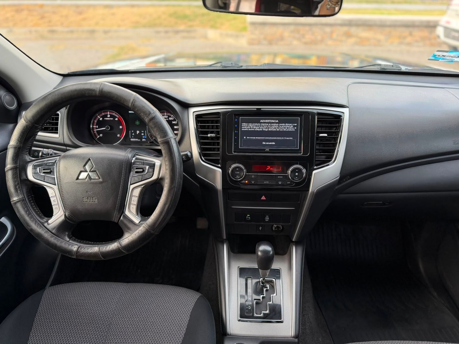 2023 Mitsubishi L200 2.4 Gls 4X4 Diésel At