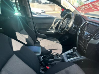 2023 Mitsubishi L200 2.4 Gls 4X4 Diésel At