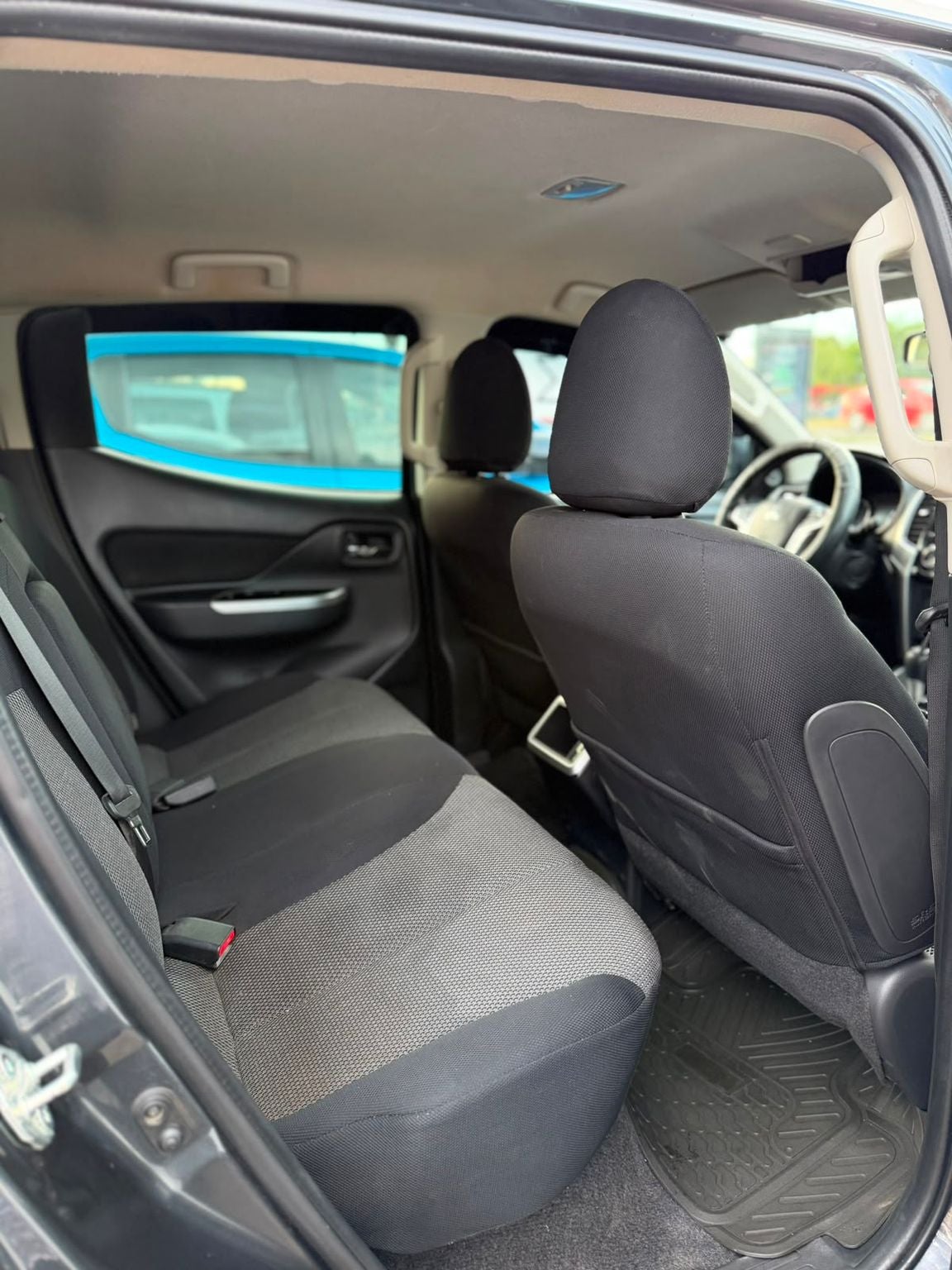 2023 Mitsubishi L200 2.4 Gls 4X4 Diésel At