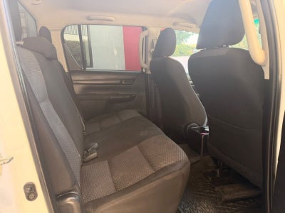 2023 Toyota Hilux 2.7 SR Doble Cabina Mt