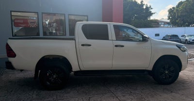 2023 Toyota Hilux 2.7 SR Doble Cabina Mt