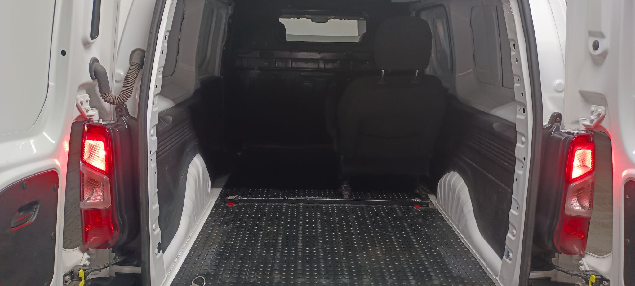 2023 Peugeot Partner 1.2 Maxi Pack Pure Tech Mt