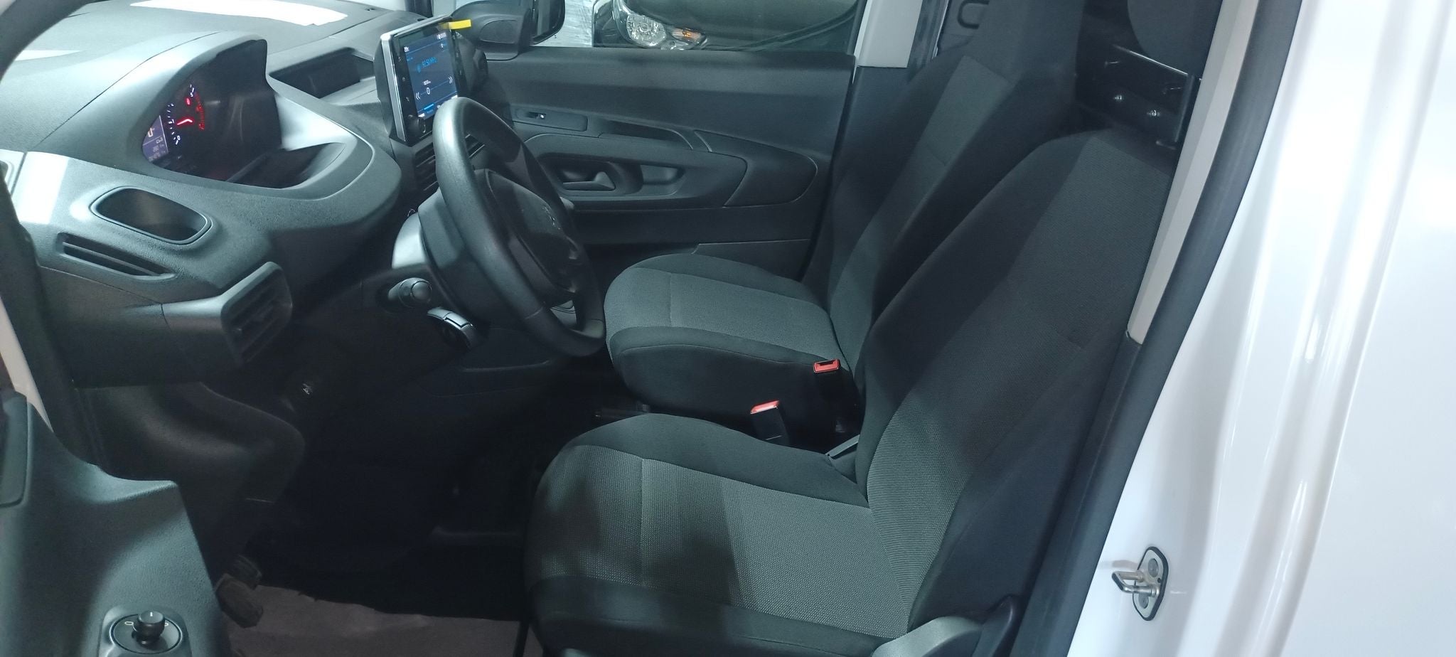 2023 Peugeot Partner 1.2 Maxi Pack Pure Tech Mt