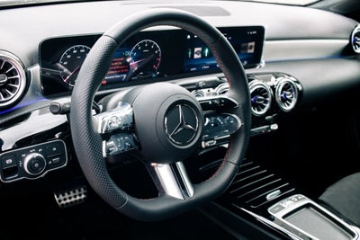 2025 Mercedes-Benz Clase A A 200 MH