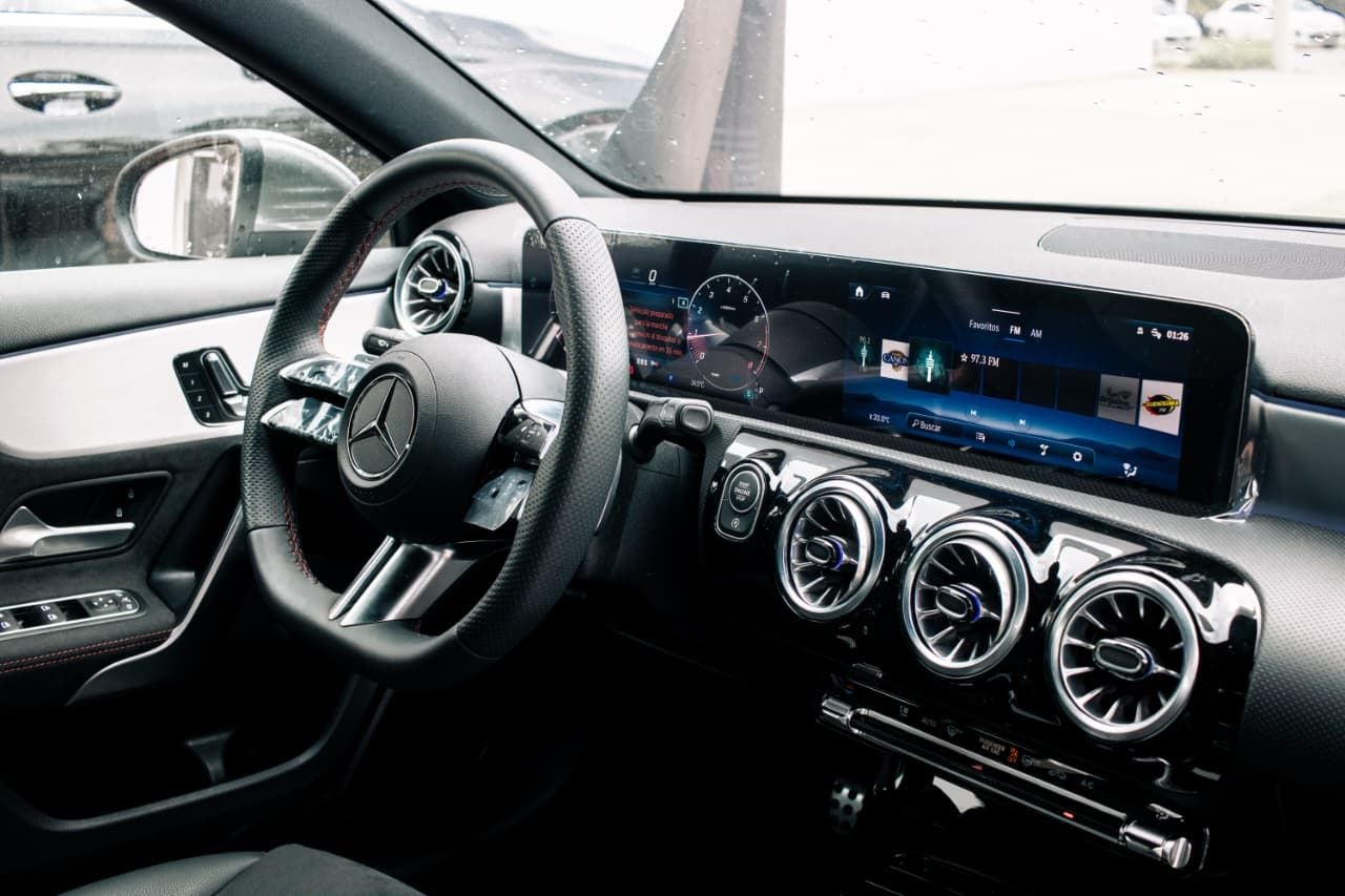 2025 Mercedes-Benz Clase A A 200 MH