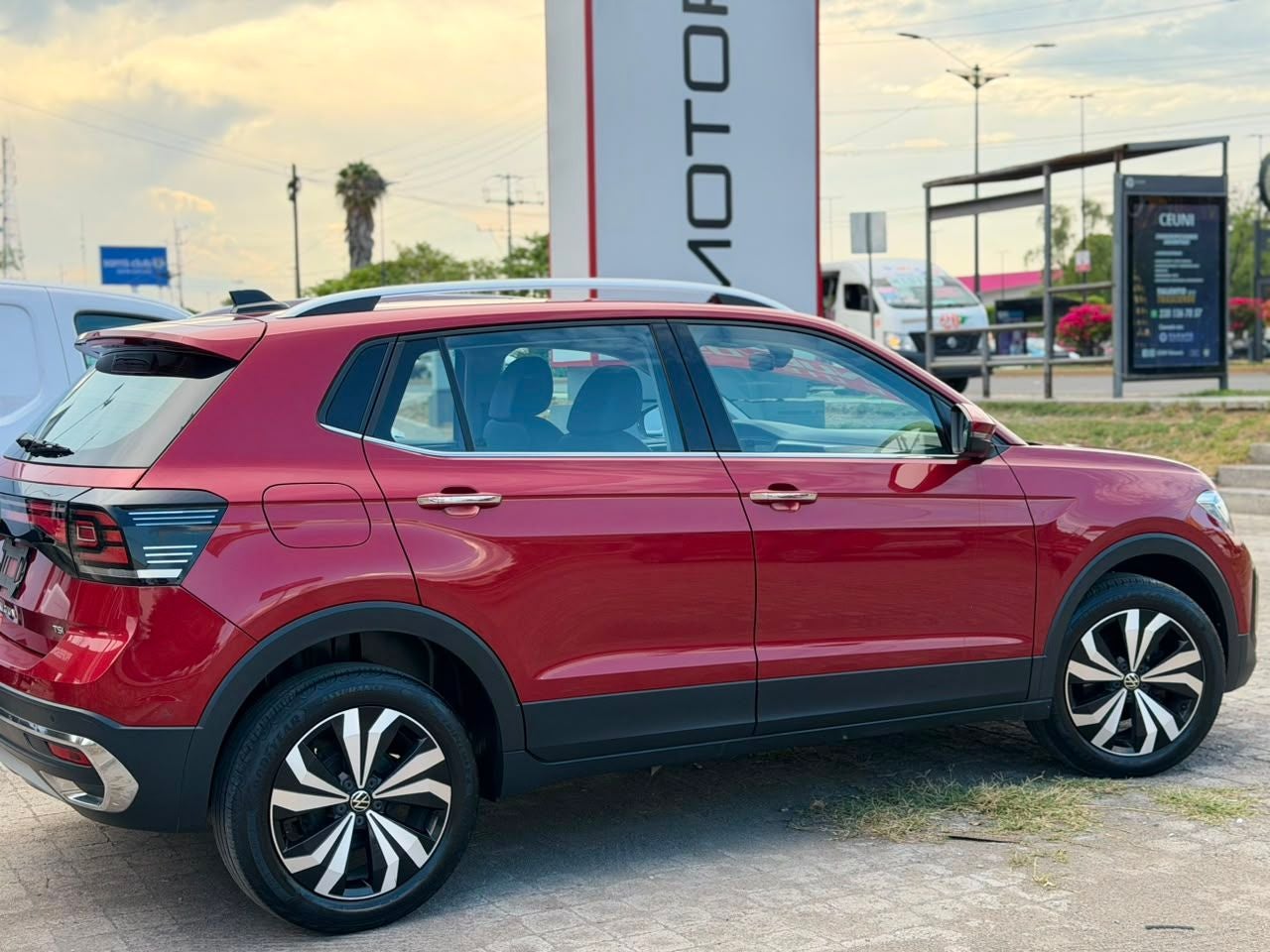 2023 Volkswagen Taigun 1.0 Highline At